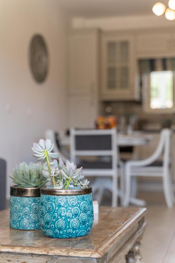 Mavrovouni Apartment ฟีนีคุนตา ภายนอก รูปภาพ